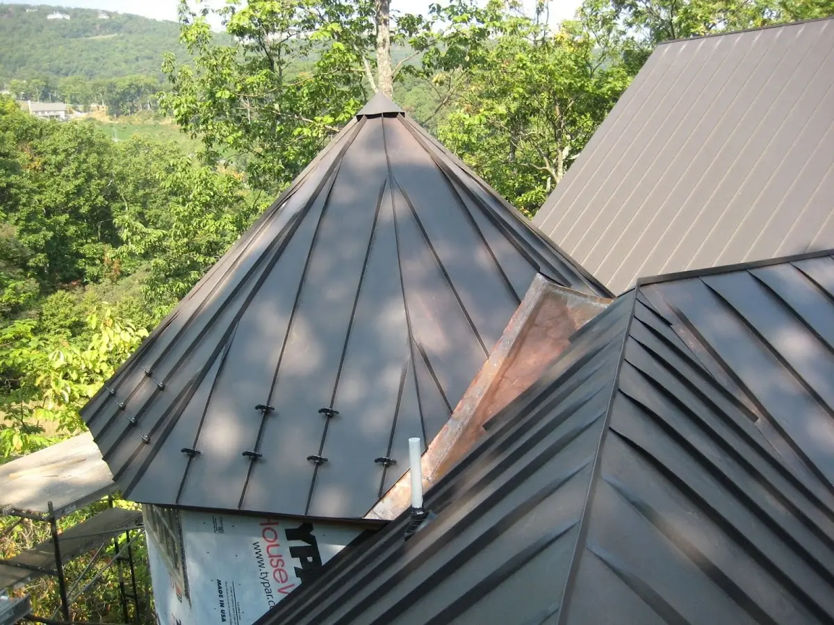 Professional Roof Tarp Installation by Craftsman Roofing in Twin Flat